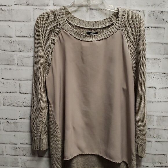 Apt 9 sweater  - Picture 1 of 3